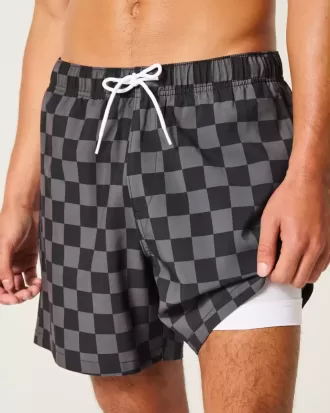 Volley-Badehose bis zur Mitte des Oberschenkels