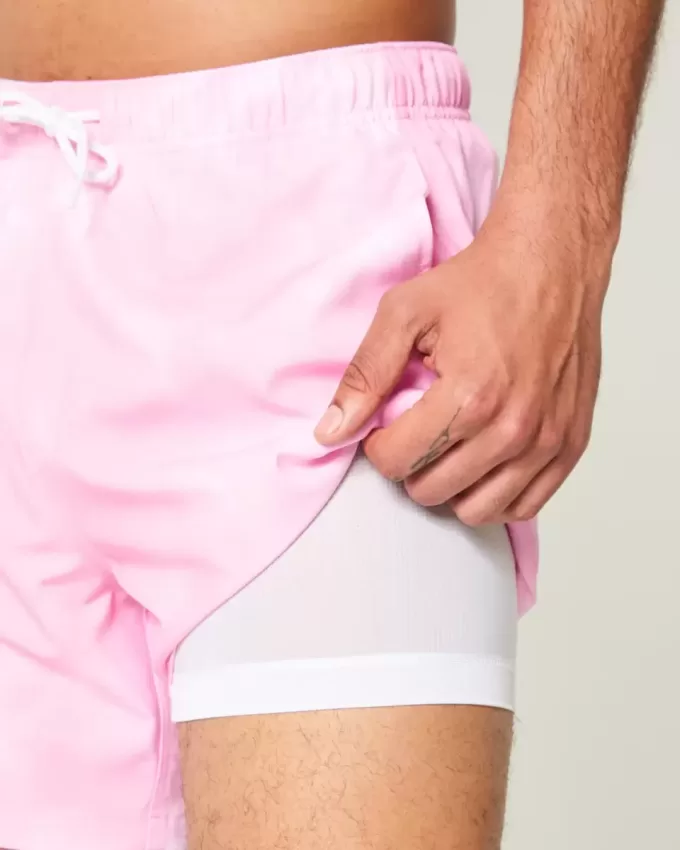Volley-Badehose bis zur Mitte des Oberschenkels Volley-Badehose bis zur Mitte des Oberschenkels