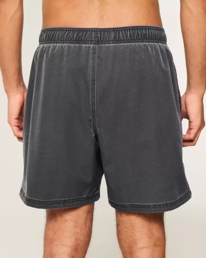Volley-Badehose bis zur Mitte des Oberschenkels Volley-Badehose bis zur Mitte des Oberschenkels