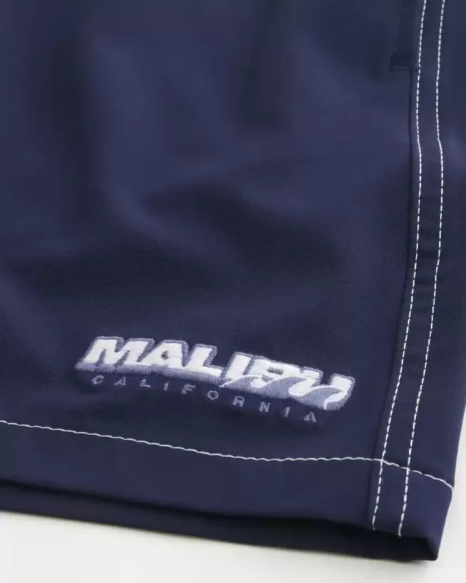 Volley-Badehose bis zur Mitte des Oberschenkels Volley-Badehose bis zur Mitte des Oberschenkels