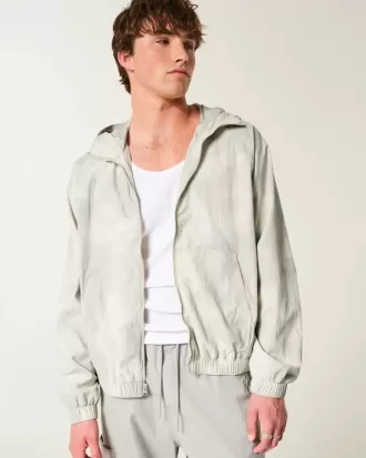 Windjacke mit Reißverschluss und Camouflage-Muster