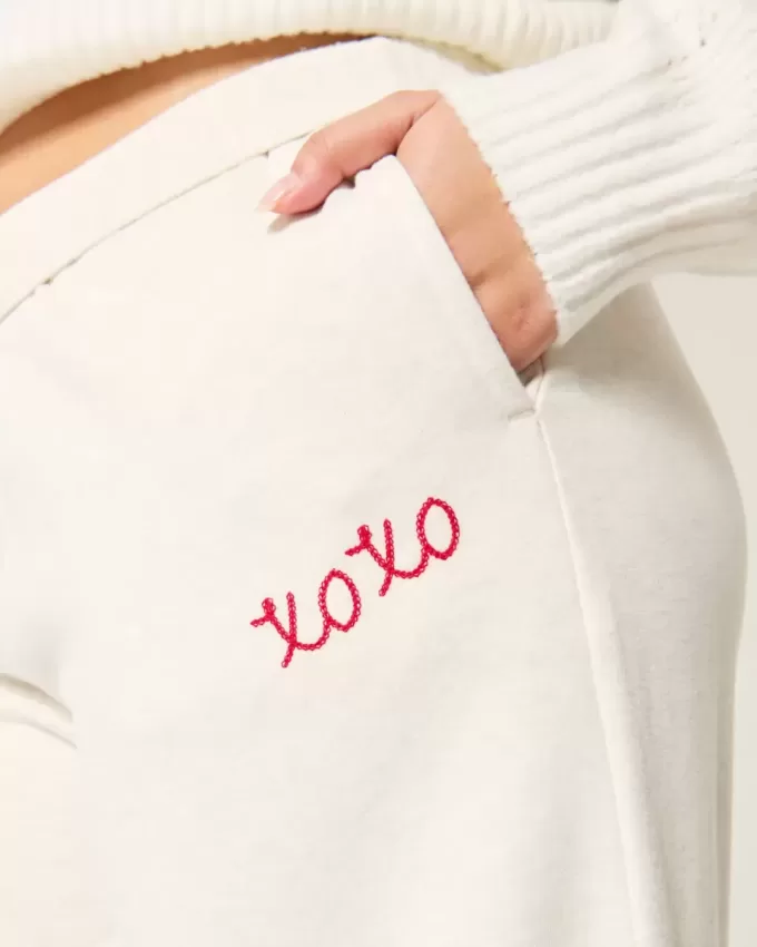 XOXO – Jogginghose mit weitem Bein und Grafik XOXO – Jogginghose mit weitem Bein und Grafik