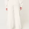 XOXO – Jogginghose mit weitem Bein und Grafik XOXO – Jogginghose mit weitem Bein und Grafik