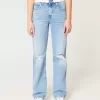 Zerrissene Dad-Jeans mit hohem Bund und mittlerer Waschung Zerrissene Dad-Jeans mit hohem Bund und mittlerer Waschung