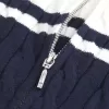 Zopfmusterpullover mit Stehkragen und Reißverschluss Zopfmusterpullover mit Stehkragen und Reißverschluss